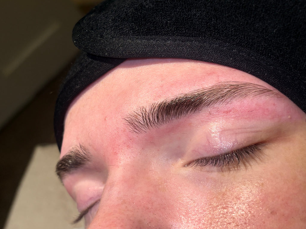 Eyebrow Reshape ✨